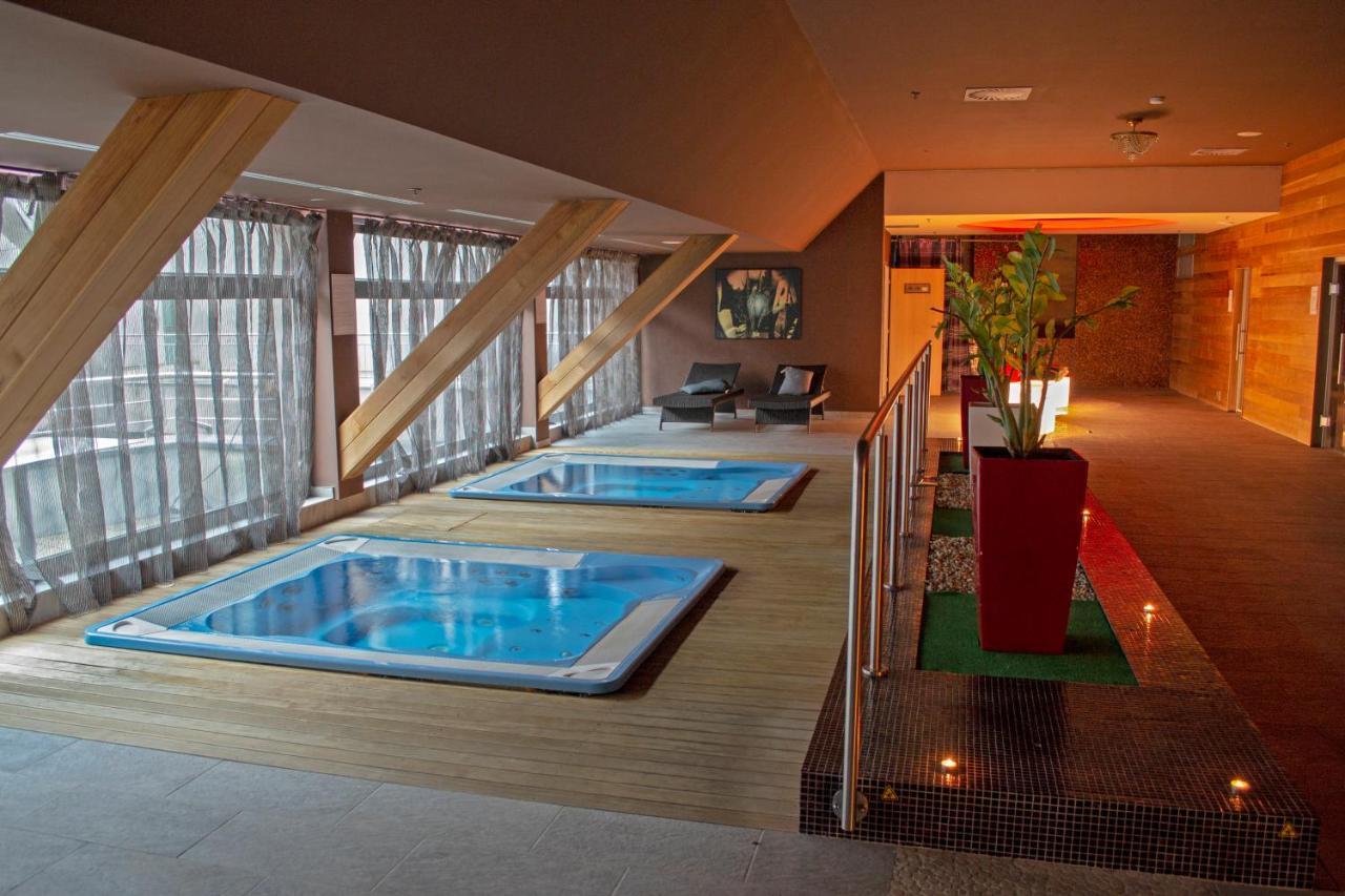 Holiday Inn Trnava By Ihg Esterno foto