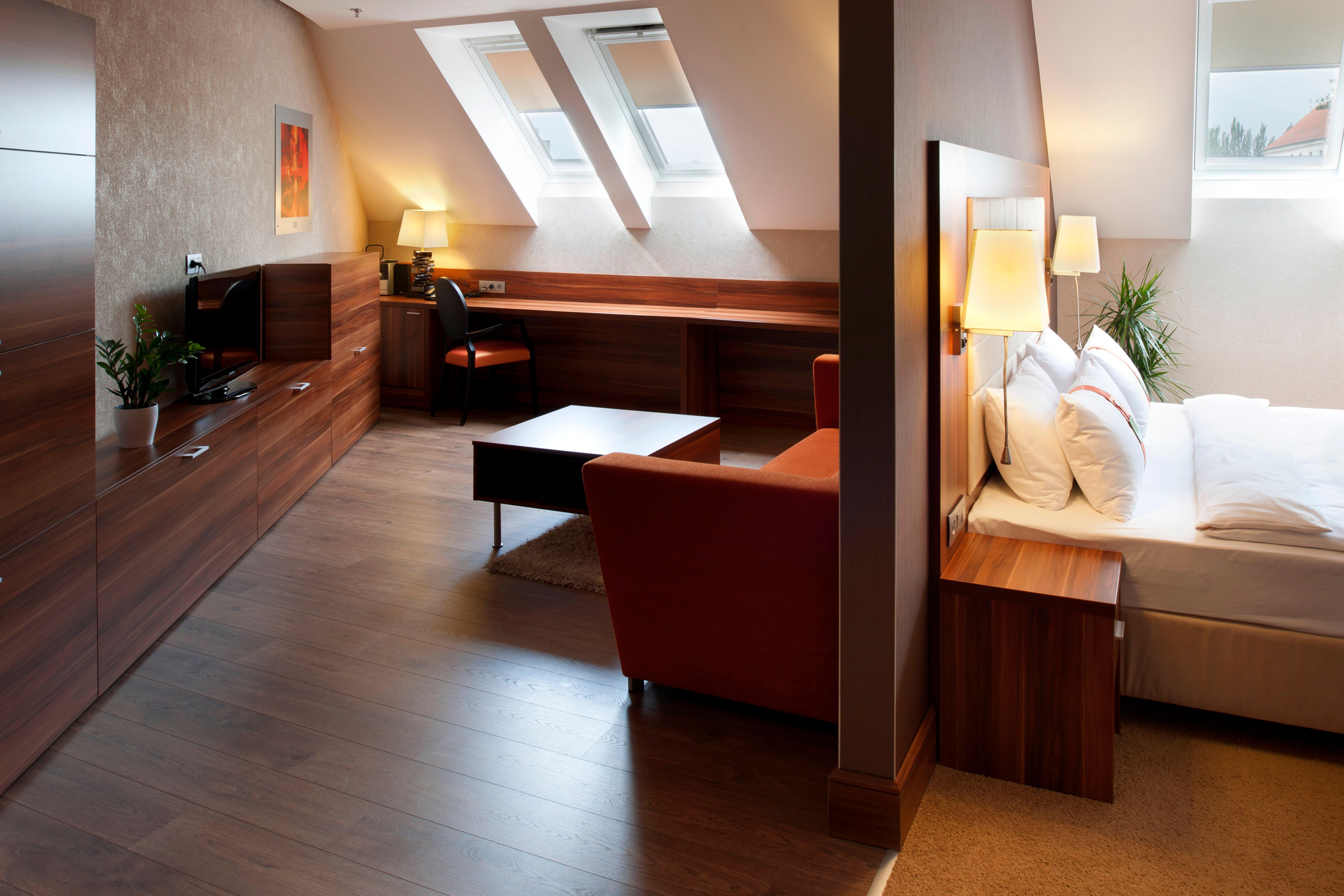 Holiday Inn Trnava By Ihg Esterno foto