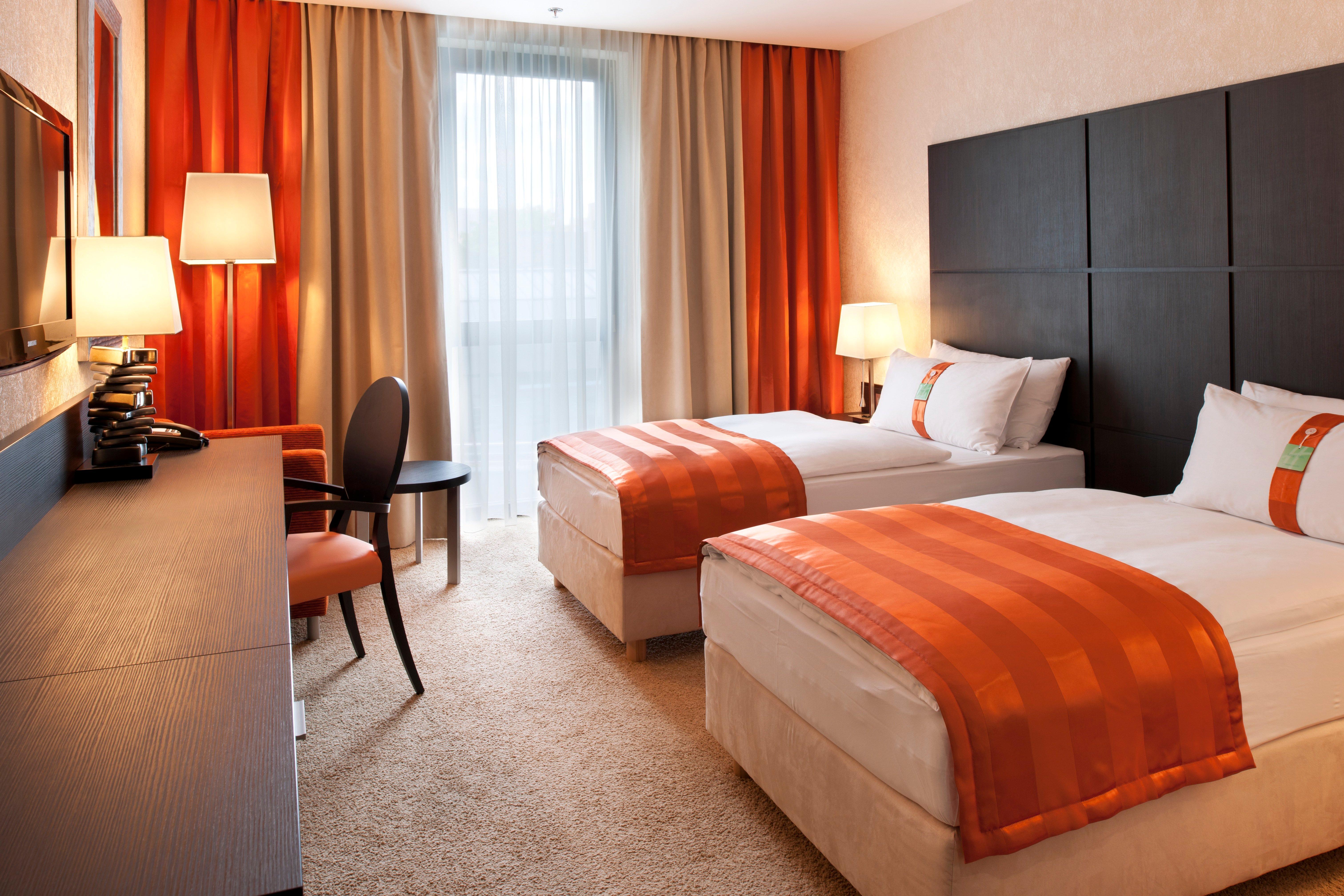 Holiday Inn Trnava By Ihg Esterno foto