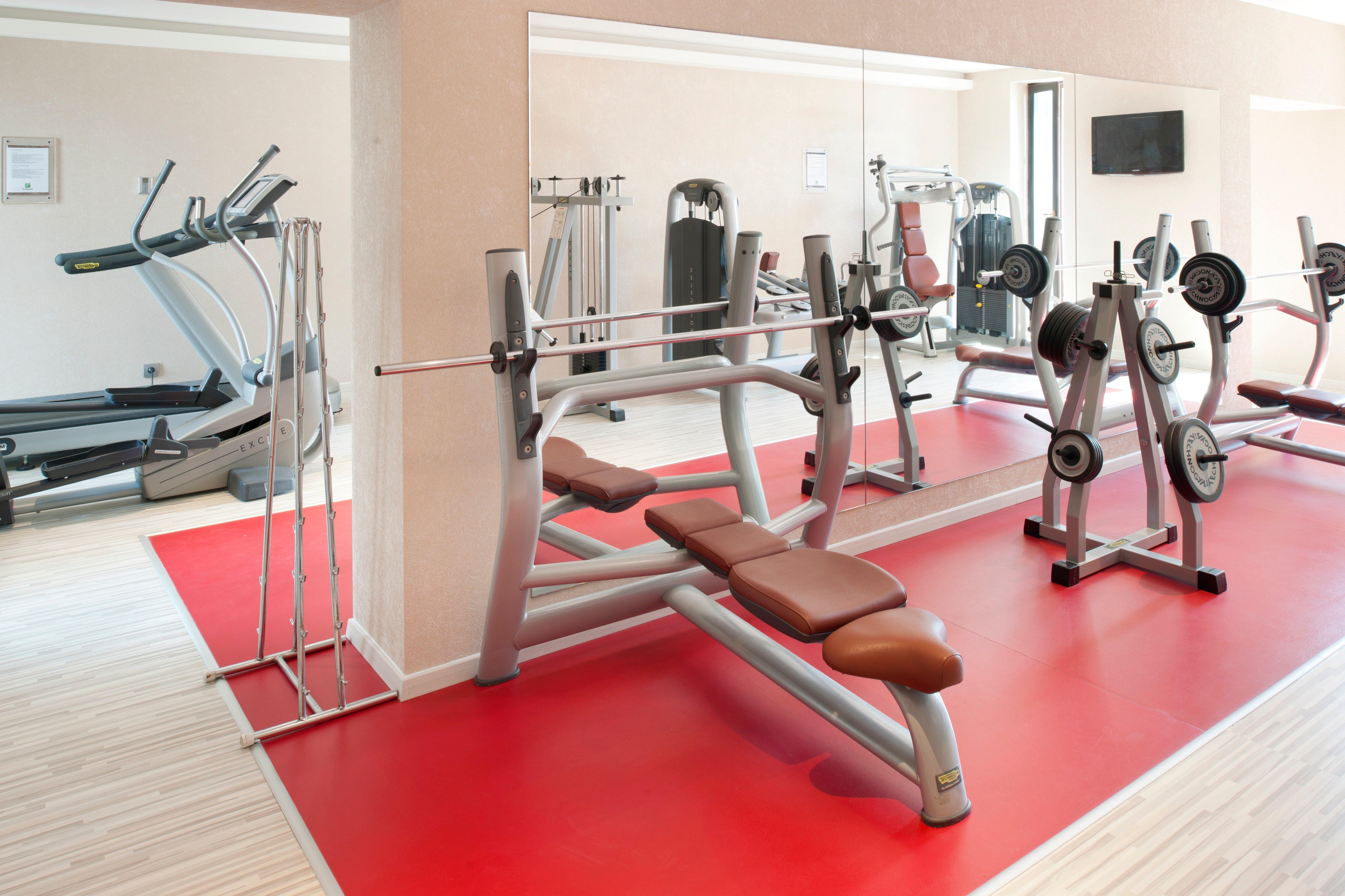 Holiday Inn Trnava By Ihg Esterno foto
