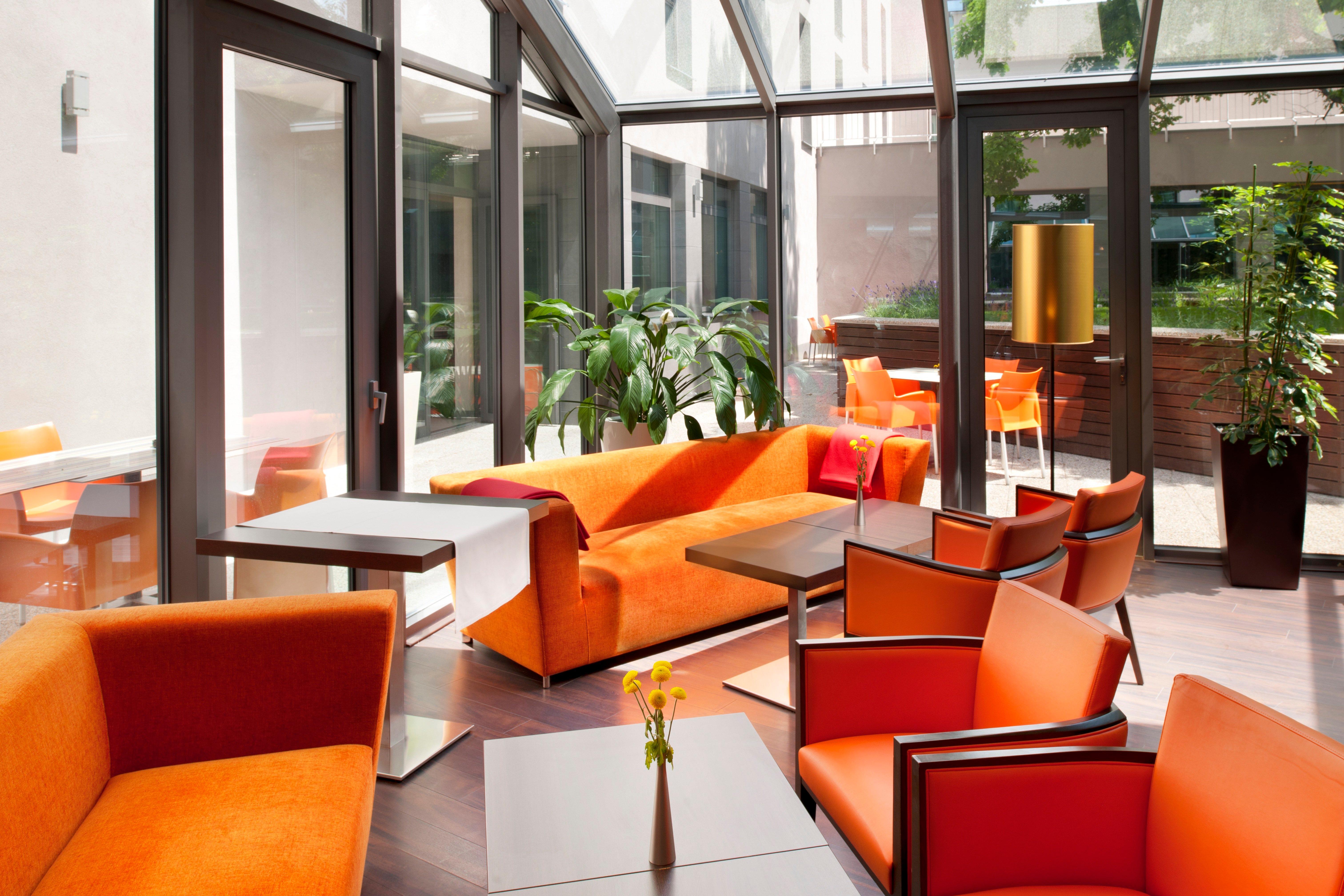 Holiday Inn Trnava By Ihg Esterno foto