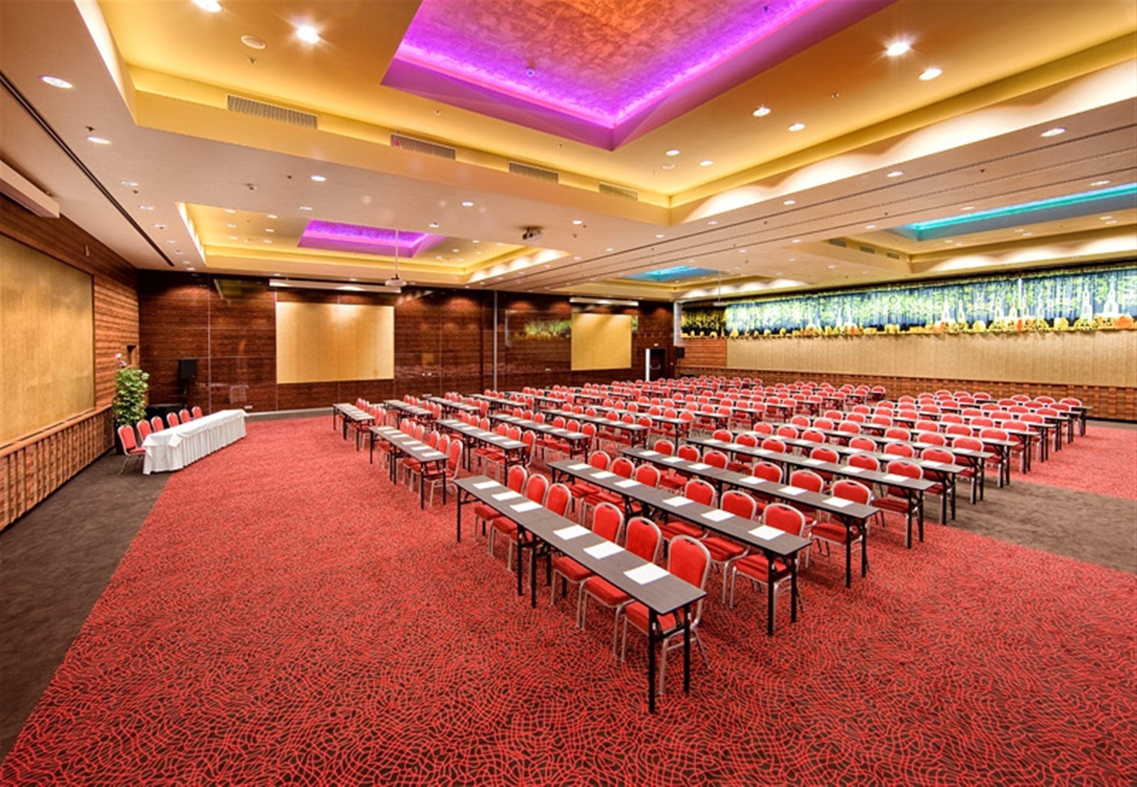 Holiday Inn Trnava By Ihg Servizi foto